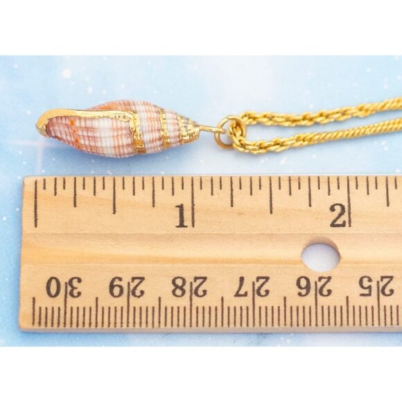 Vintage Elegant Tropical Shell Necklace | Gold Tone Necklace | 21 inch | J9 - Picture 4 of 4